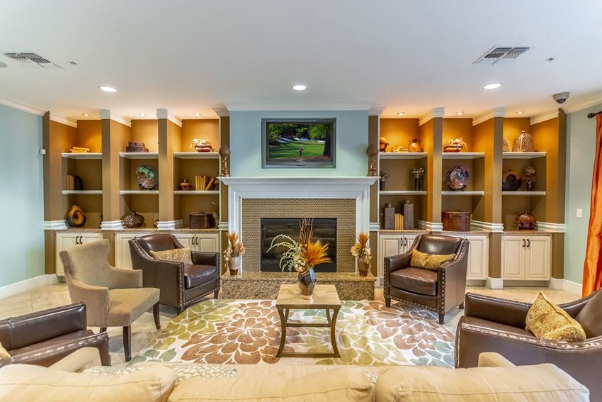 Fountains At Falkenburg Apartments, 4409 Tuscany Glen Circle, Tampa, FL